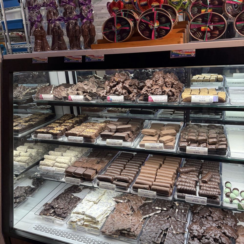 Li-Lac Chocolates - Industry City - Yummy in my tummy! - Chocolatiers & Shops Near Me - Brooklyn, New York Li-Lac Chocolates - Industry City - Yummy in my tummy! - Chocolatiers & Shops Near Me - Brooklyn, New York