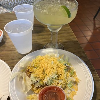 Bandito Burrito - Beef tostada and margarita on the rocks - Mexican Near Me - Huntsville, Alabama Bandito Burrito - Beef tostada and margarita on the rocks - Mexican Near Me - Huntsville, Alabama