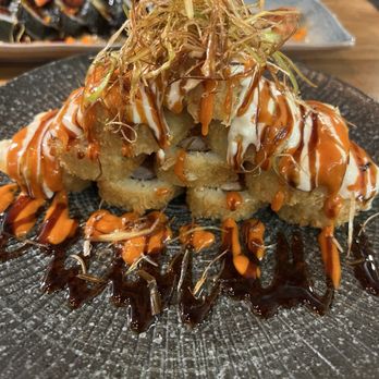 Naoki - Volcano Roll - Sushi Bars Near Me - Sacramento, California Naoki - Volcano Roll - Sushi Bars Near Me - Sacramento, California