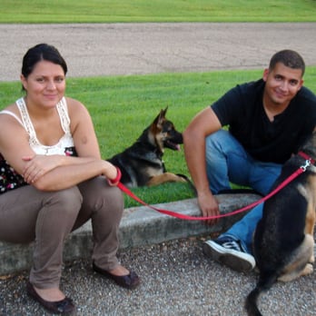 Larry Benoit Dog Trainer - Great students at the Petz Plaza class - Pet Training Near Me - Baton Rouge, Louisiana Larry Benoit Dog Trainer - Great students at the Petz Plaza class - Pet Training Near Me - Baton Rouge, Louisiana