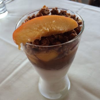 Ravine Vineyard Estate Winery - Pecan Nougat Glacée - Wineries Near Me - St Davids, Ontario