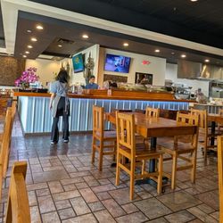 SAAO Thai & Sushi - Interior