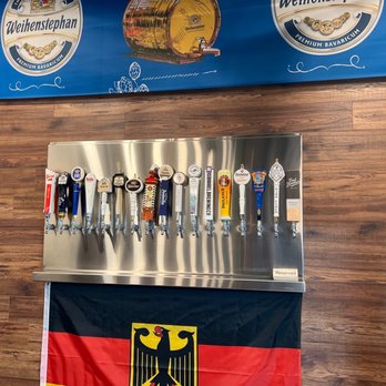 Das Bierhauz - Mountain View - Beer Gardens Near Me - Mountain View, California
