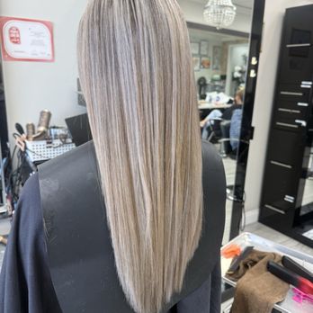 Lisa Q Salon - Hair Salons Near Me - Garden Grove, California
