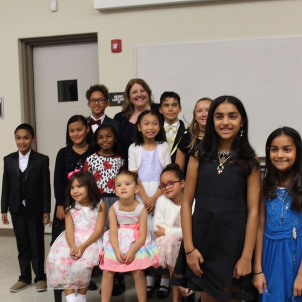 Hesperia Piano Lessons - Musical Instruments & Teachers Near Me - Hesperia, California Hesperia Piano Lessons - Musical Instruments & Teachers Near Me - Hesperia, California