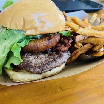 Local Heroes - I had the Western States burger and it was delicious. The meat was really good the bbq sauce was yummy. I loves the fries too. - Burgers Near Me - Auburn, California Local Heroes - I had the Western States burger and it was delicious. The meat was really good the bbq sauce was yummy. I loves the fries too. - Burgers Near Me - Auburn, California