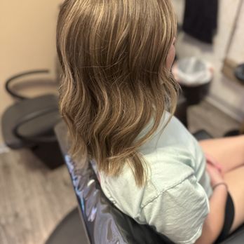 Rachael Uhlinger - Hair Stylists Near Me Rachael Uhlinger - Hair Stylists Near Me