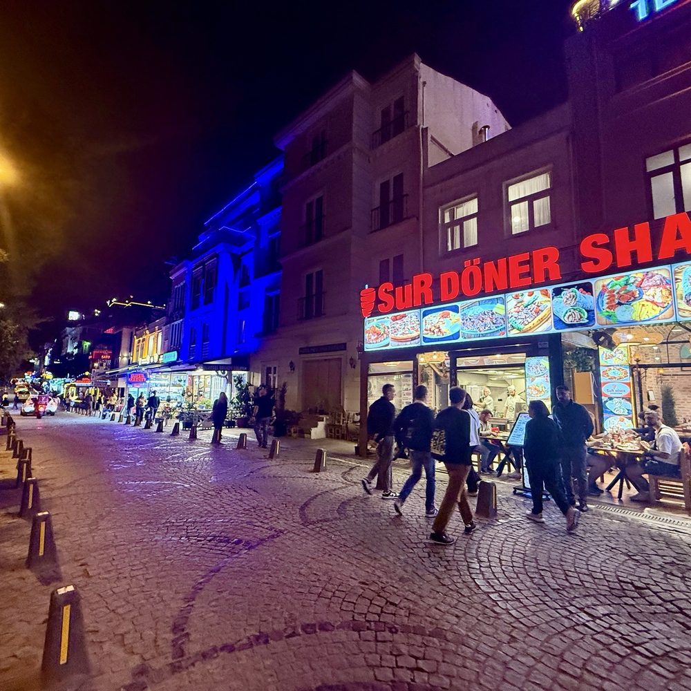 Albura Kathisma - Turkish Near Me - Istanbul, 34