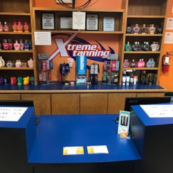 Xtreme Tanning - Lobby
