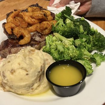 Chili's - Steak, shrimp and mashed potatoes plus broccoli - Tex-Mex Near Me - Diamond Bar, California