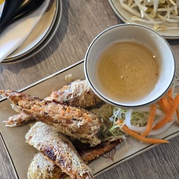 Nén - Spring rolls - Vietnamese Near Me - Burnaby, British Columbia Nén - Spring rolls - Vietnamese Near Me - Burnaby, British Columbia