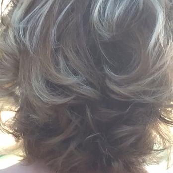 Dolonda Markovina - Hair Stylists Near Me - Auburn, California