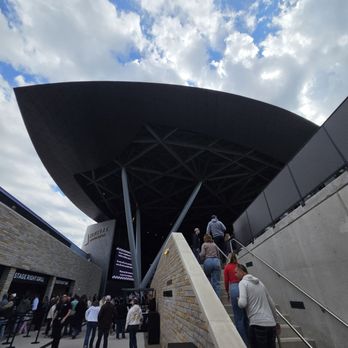 Acrisure Amphitheater - Venues & Event Spaces Near Me - Grand Rapids, Michigan Acrisure Amphitheater - Venues & Event Spaces Near Me - Grand Rapids, Michigan