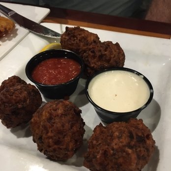 Hobo's Cafe - Conch fritters - New American Near Me - Key Largo, Florida