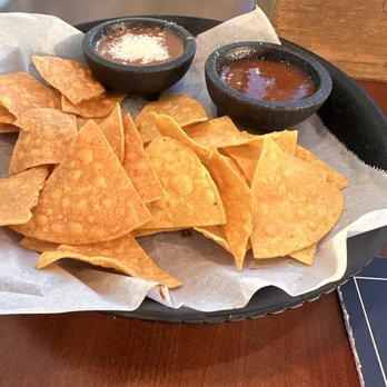 Catrachos - free chips and salsa - Salvadoran Near Me - West Valley City, Utah Catrachos - free chips and salsa - Salvadoran Near Me - West Valley City, Utah