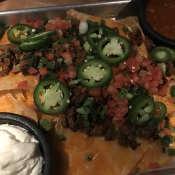Moxies Beavercreek Restaurant - Cheese nachos with ground beef - Canadian (New) Near Me - Richmond Hill, Ontario Moxies Beavercreek Restaurant - Cheese nachos with ground beef - Canadian (New) Near Me - Richmond Hill, Ontario