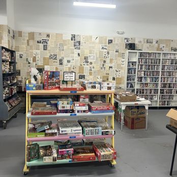 The Book Rescuers - Used Bookstore Near Me - Largo, Florida The Book Rescuers - Used Bookstore Near Me - Largo, Florida