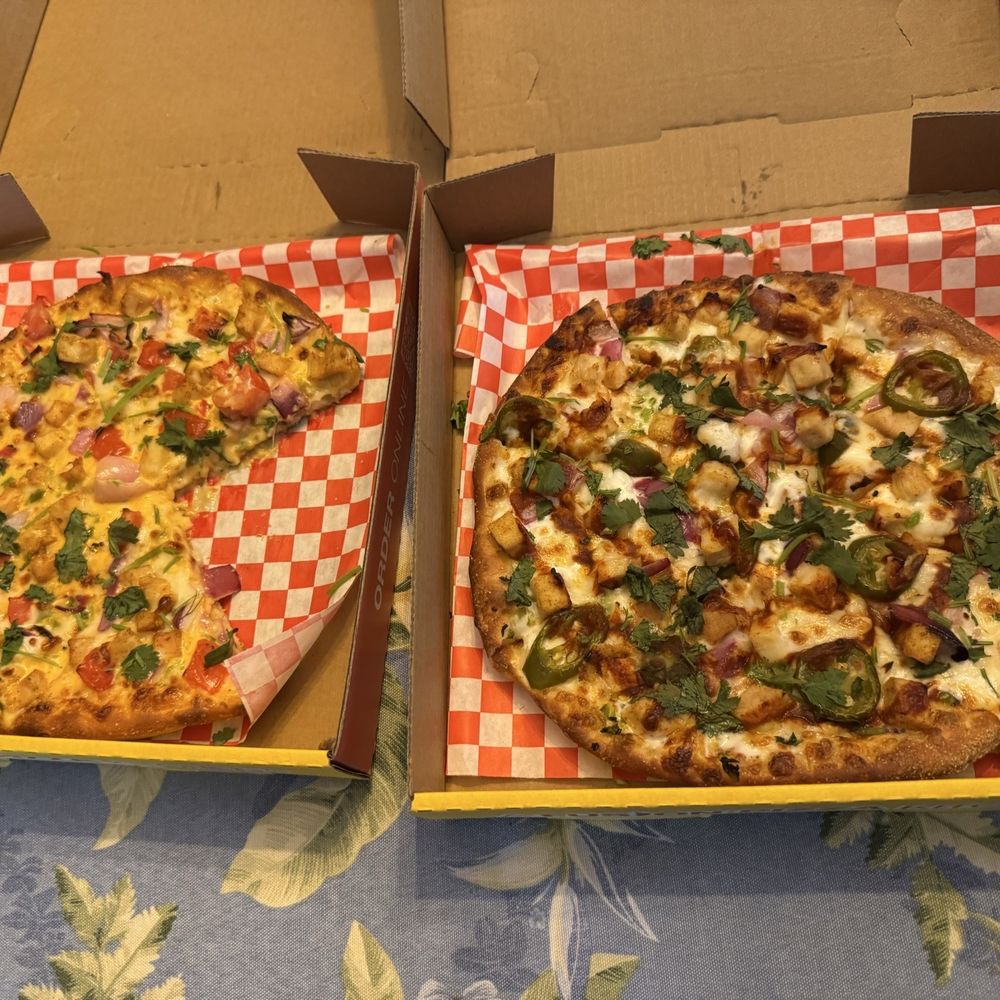 Pizza Twist - Achari Chicken Pizzatwist and Butter Chicken Pizzatwist - Pizza Near Me - Rancho Cordova, California Pizza Twist - Achari Chicken Pizzatwist and Butter Chicken Pizzatwist - Pizza Near Me - Rancho Cordova, California