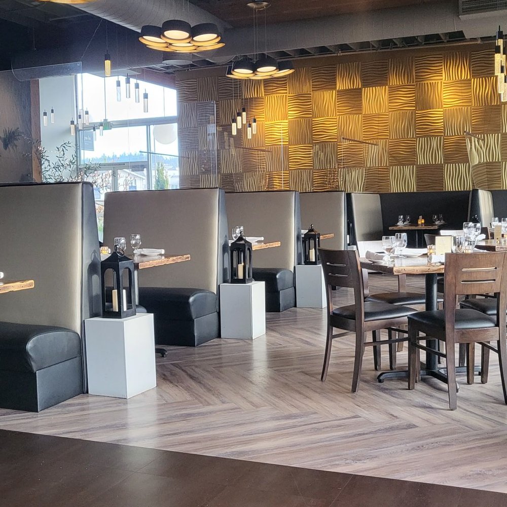 Epulo Bistro - Dining room views - Modern European Near Me - Edmonds, Washington Epulo Bistro - Dining room views - Modern European Near Me - Edmonds, Washington