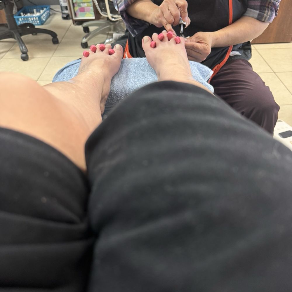 Hollywood Nails - Just ok. Not a clean place. - Nail Salons Near Me - Reno, Nevada