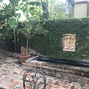 Audubon Cottages - Gently babbling fountain in our courtyard - Guest Houses Near Me - New Orleans, Louisiana Audubon Cottages - Gently babbling fountain in our courtyard - Guest Houses Near Me - New Orleans, Louisiana