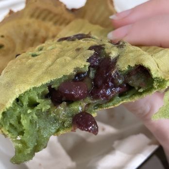 Miss Cheese Tea Cafe - Matcha red bean taiyaki - Bubble Tea Near Me - Pasadena, California Miss Cheese Tea Cafe - Matcha red bean taiyaki - Bubble Tea Near Me - Pasadena, California