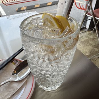 ManTung Cafe - HK style salted lemon 7-Up~ - Hong Kong Style Cafe Near Me - Richmond, British Columbia ManTung Cafe - HK style salted lemon 7-Up~ - Hong Kong Style Cafe Near Me - Richmond, British Columbia