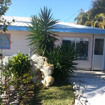 Captiva Island Inn - Jasmine Cottage - Hotels Near Me - Captiva Island, Florida