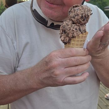 Whistle Stop Ice Cream Caboose - Hubby loved it - Ice Cream & Frozen Yogurt Near Me - Howell, Michigan