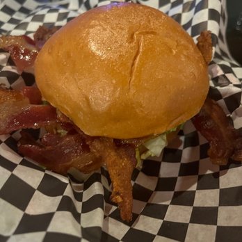 The Nighthawk - Bacon cheeseburger - Bars Near Me - Honolulu, Hawaii The Nighthawk - Bacon cheeseburger - Bars Near Me - Honolulu, Hawaii