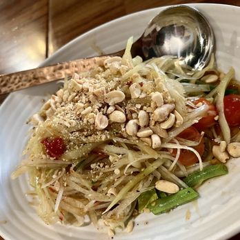 Hanuman Thai Eatery - Green papaya salad - Thai Near Me - Costa Mesa, California