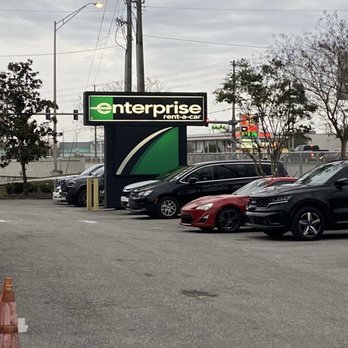 Enterprise Rent-A-Car - Car Rental Near Me - Wesley Chapel, Florida