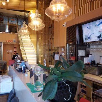Gou Bu Li - Inside - Chinese Near Me - Richmond Hill, Ontario Gou Bu Li - Inside - Chinese Near Me - Richmond Hill, Ontario