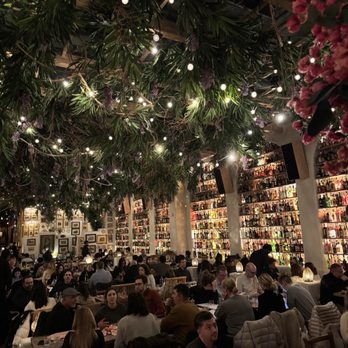 Circolo Popolare - Inside - Italian Near Me - London, XGL