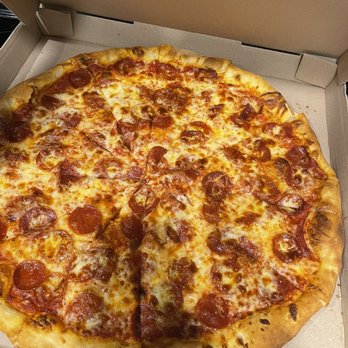 Schiano's Pizza - 20" Pepperoni Round Pizza - Pizza Near Me - Richardson, Texas