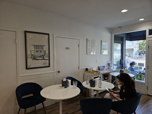 Ludivine Paris Bakery by null