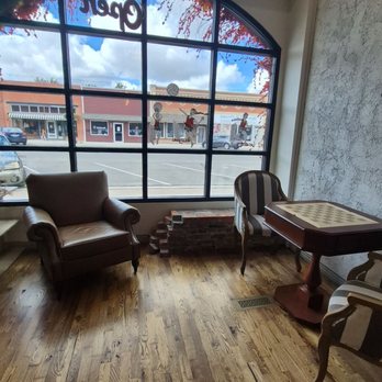 Kroh Coffee Lounge - Coffee & Tea Near Me - Yuma, Colorado