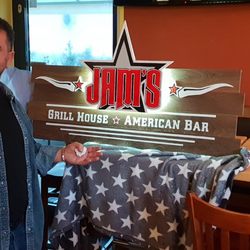 Jam's Grill House & American Bar