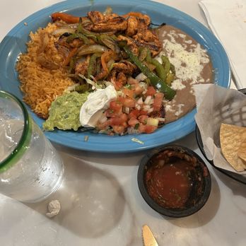 Los Cerros Mexican Grill - Fajitas - Mexican Near Me - El Sobrante, California Los Cerros Mexican Grill - Fajitas - Mexican Near Me - El Sobrante, California