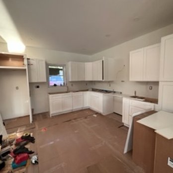 Carlos Remodeling Team - Painters Near Me - Groton, Connecticut