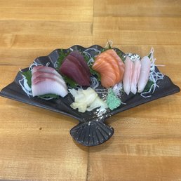 Sashimi lunch special.
