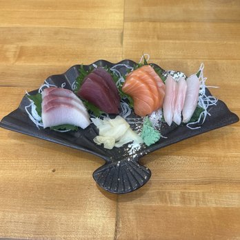 Ichiban Japanese Restaurant - Sashimi lunch special. - Japanese Near Me - Biddeford, Maine
