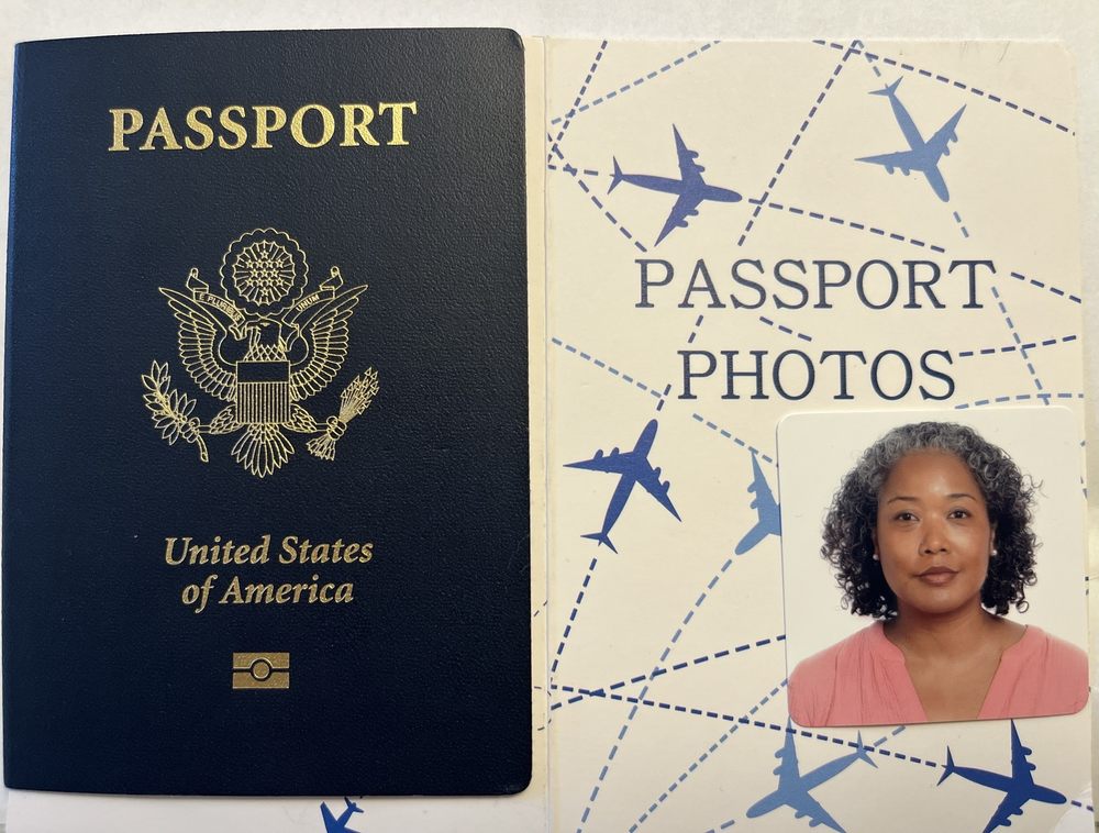 Social spots from PhotoPress Art