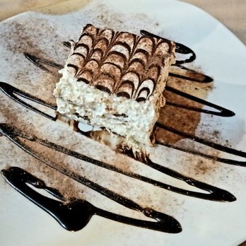 Restaurante La Piazza - Tiramisu €4.95 - Restaurants Near Me - Faro, 08