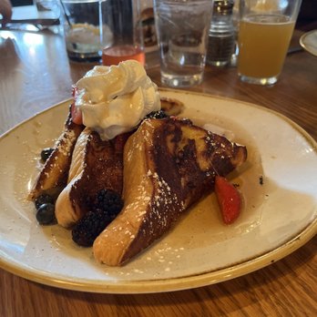 Hen Quarter - Thick Cut Brioche French Toast perfection - Southern Near Me - Alexandria, Virginia Hen Quarter - Thick Cut Brioche French Toast perfection - Southern Near Me - Alexandria, Virginia
