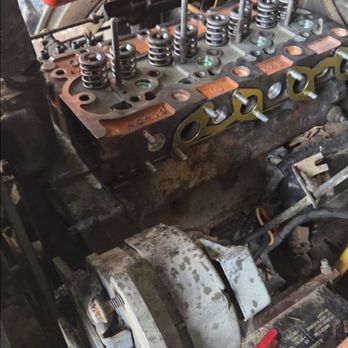 Mudhollow Diesel Mechanics - Commercial Truck Repair Near Me - Walnut, Iowa Mudhollow Diesel Mechanics - Commercial Truck Repair Near Me - Walnut, Iowa