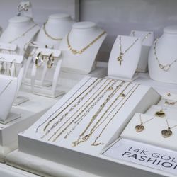 Helzberg Diamonds - Helzberg Diamonds