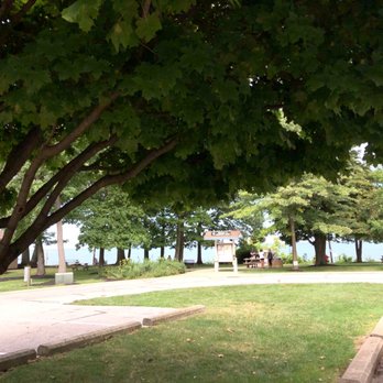 Lakefront Lodge - Entry - Parks Near Me - Willowick, Ohio Lakefront Lodge - Entry - Parks Near Me - Willowick, Ohio