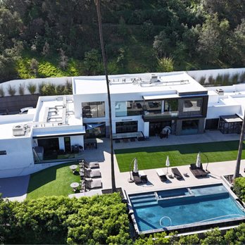 EBA Roofing - Silicone seal on a beautiful home in Sherman oaks - Roofing Near Me - Sherman Oaks, California EBA Roofing - Silicone seal on a beautiful home in Sherman oaks - Roofing Near Me - Sherman Oaks, California