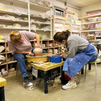 CCLCF Studio Arts - Instructor Anette teaching a student how to throw a wide-bellied vase - Art Classes Near Me - La Cañada Flintridge, California CCLCF Studio Arts - Instructor Anette teaching a student how to throw a wide-bellied vase - Art Classes Near Me - La Cañada Flintridge, California